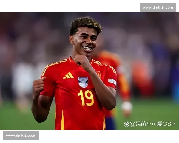 西班牙与英格兰巅峰对决背后藏着怎样的战术博弈与青春风暴